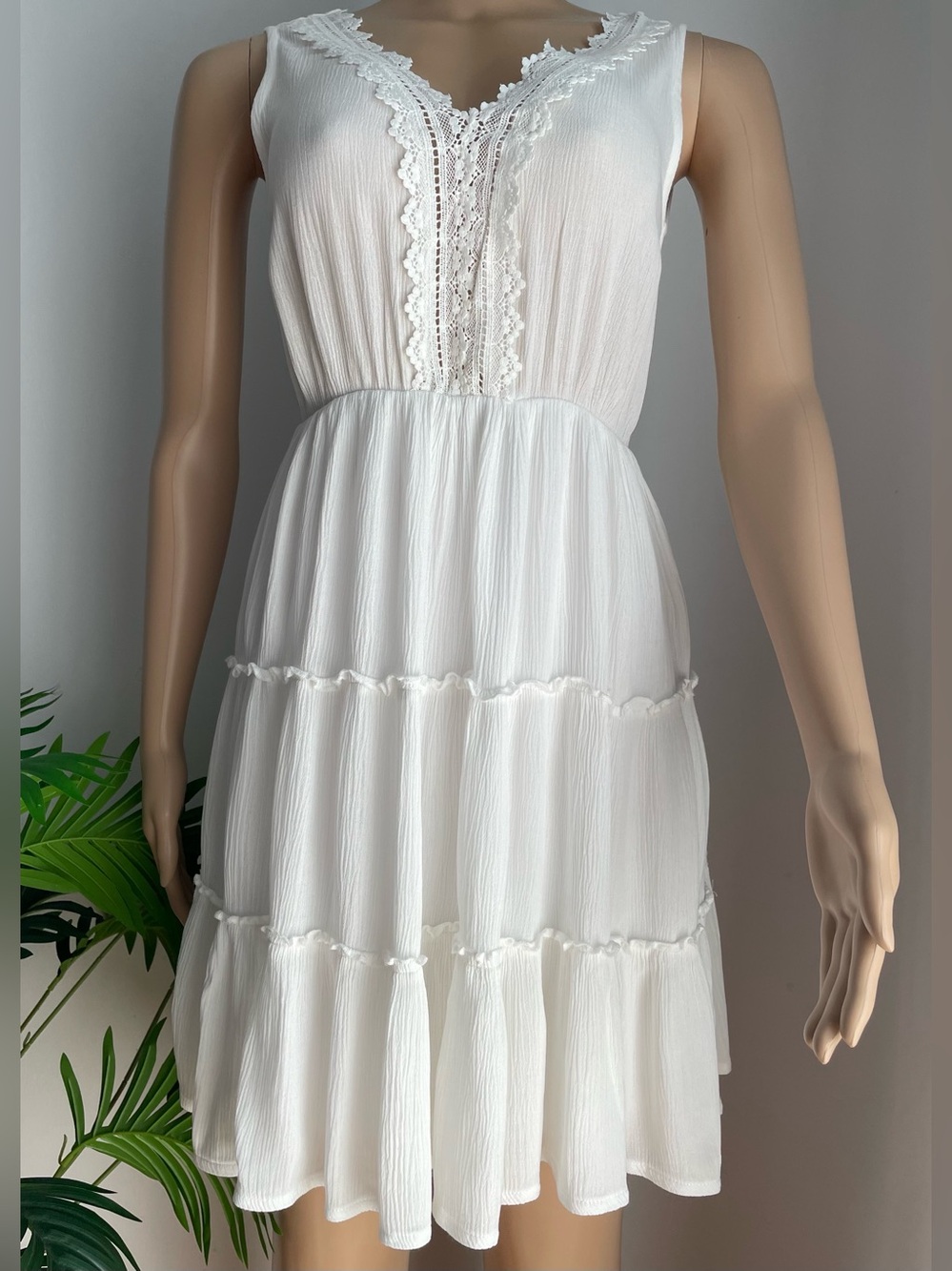 Elegant White Lace-Trim Sundress
